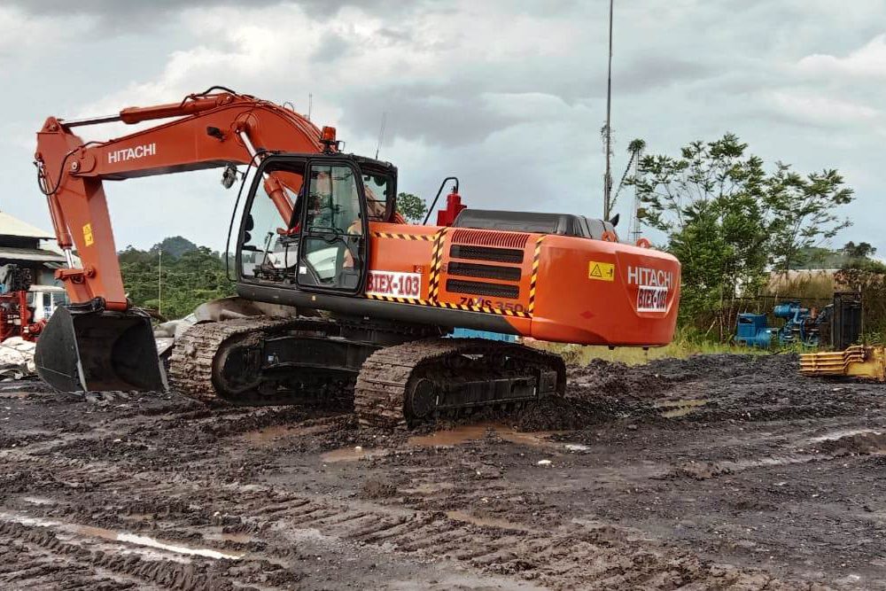 Rental Excavator dan Dump Truck