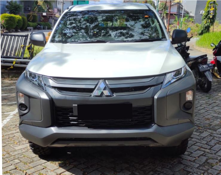 Rental LV Triton